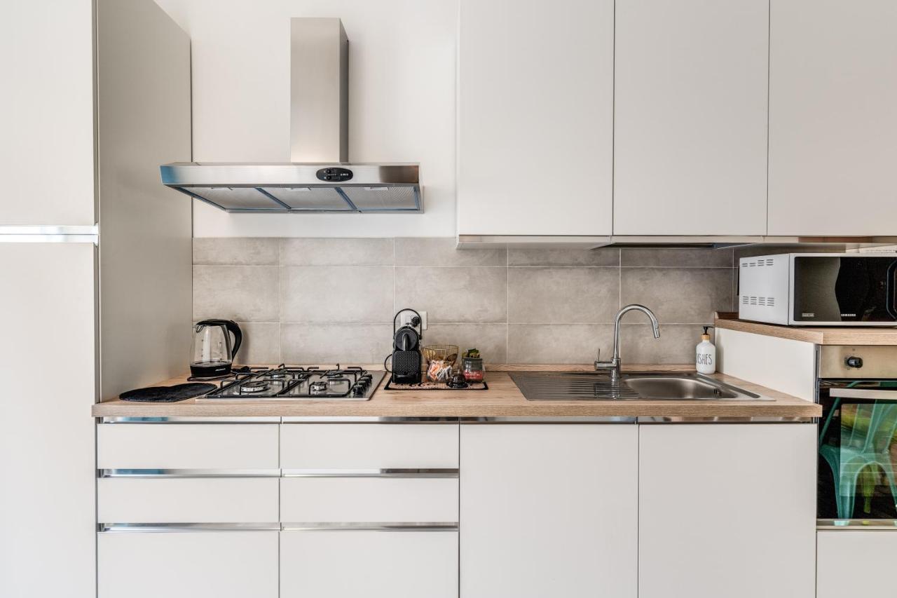 Nala Luxury Apartment With Terrace Rome Bagian luar foto