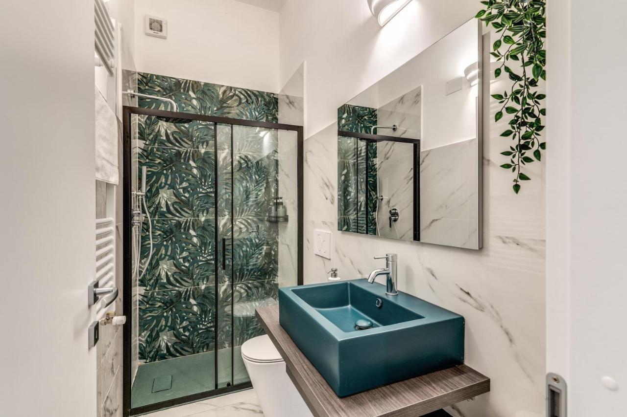 Nala Luxury Apartment With Terrace Rome Bagian luar foto