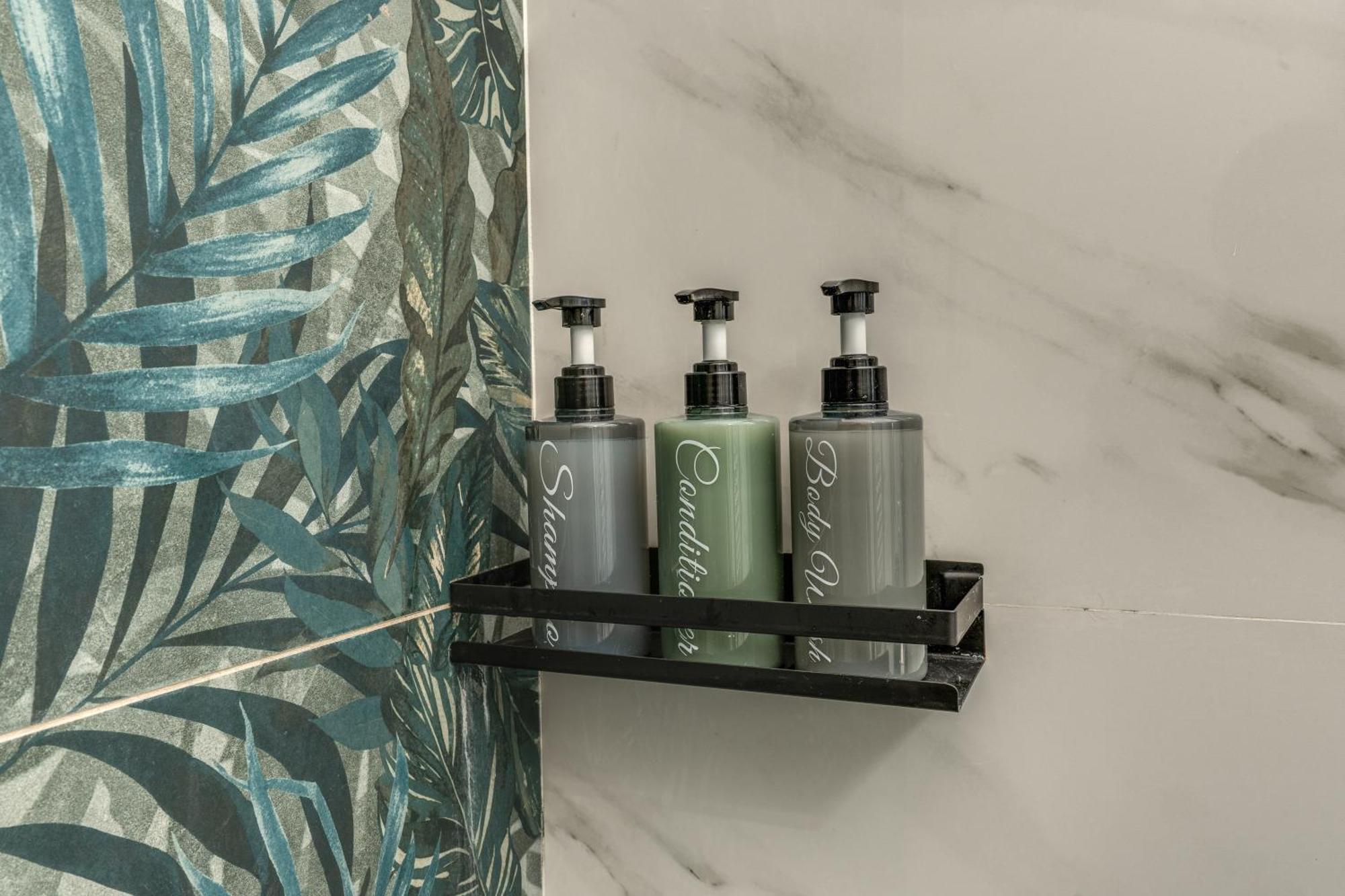 Nala Luxury Apartment With Terrace Rome Bagian luar foto
